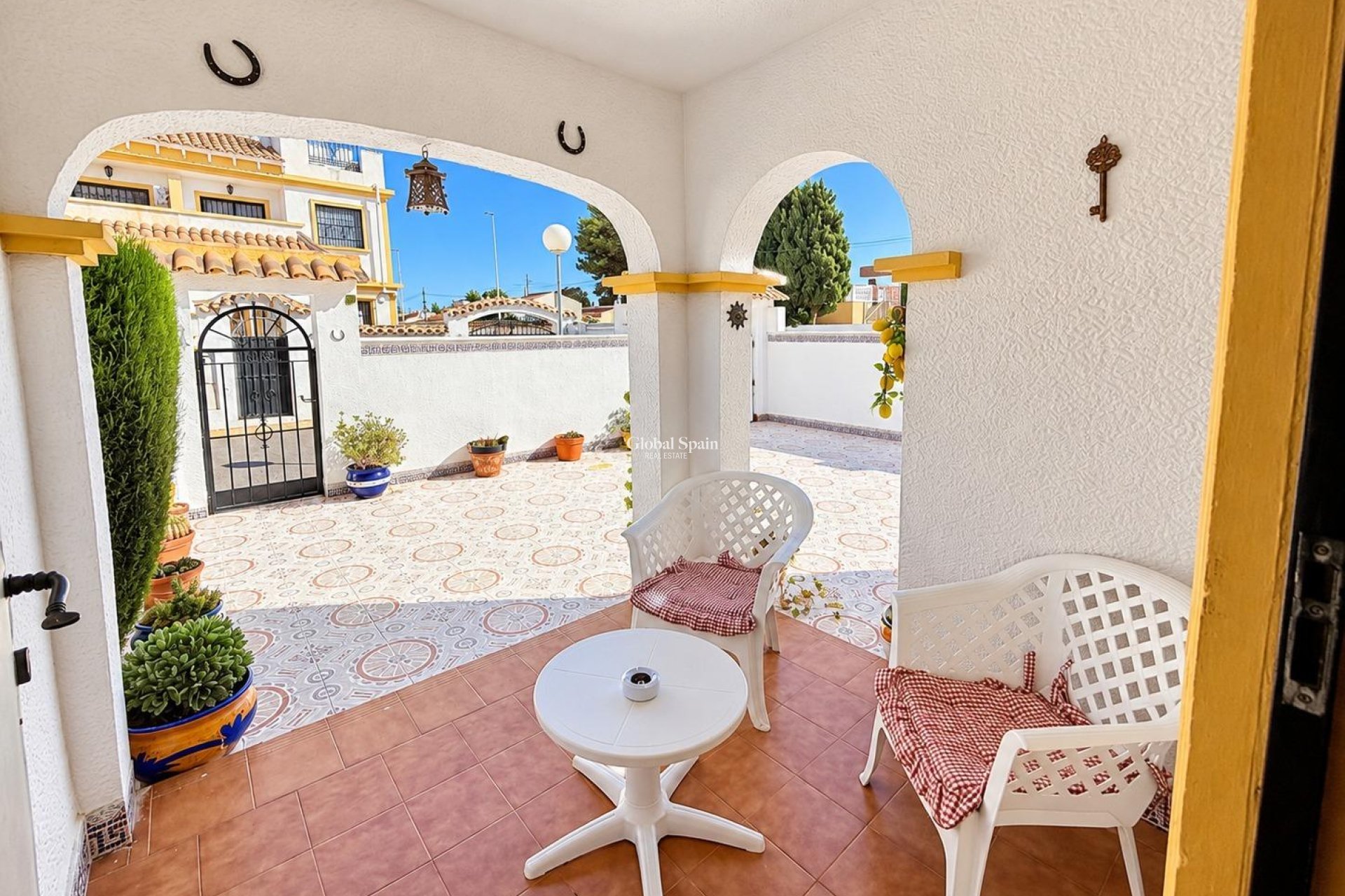 Venta - CASA -
TORREVIEJA - El limonar
