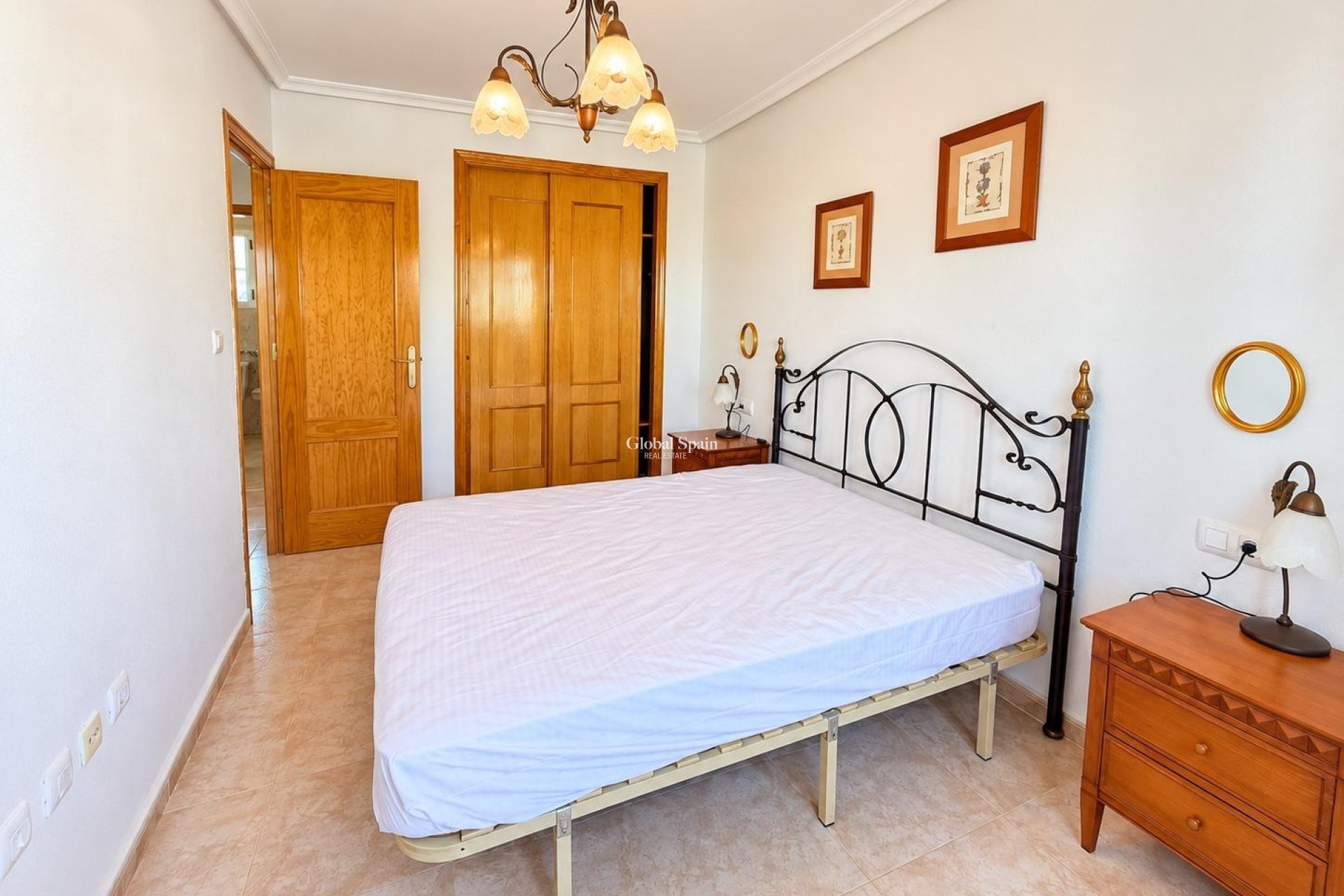 Venta - CASA -
TORREVIEJA - El limonar