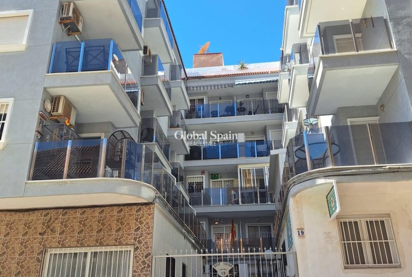 Venta - CASA -
TORREVIEJA - Habaneras