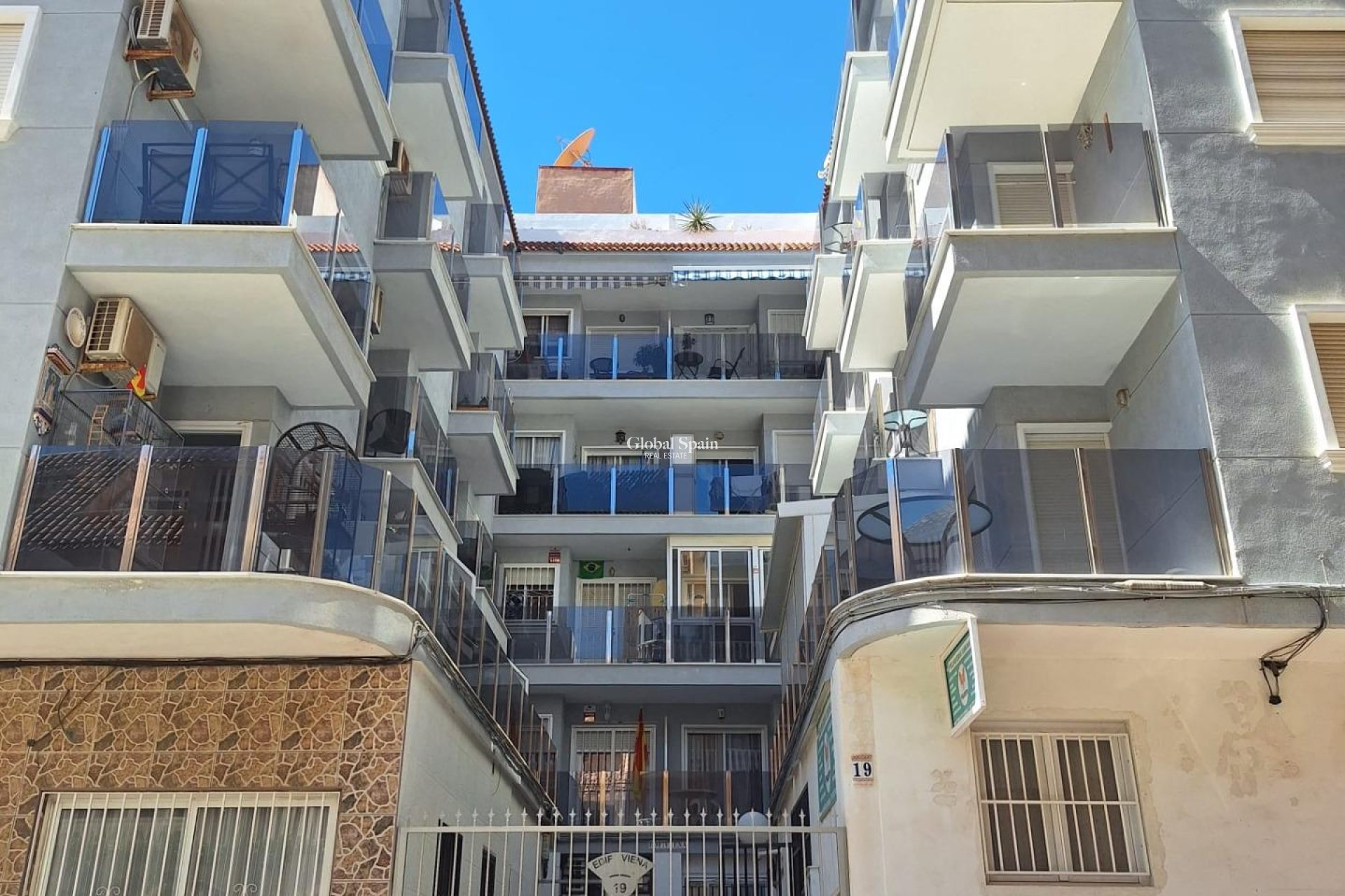 Venta - CASA -
TORREVIEJA - Habaneras