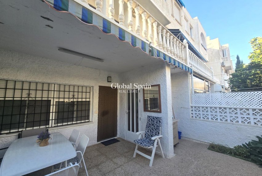 Venta - CASA -
TORREVIEJA - Habaneras