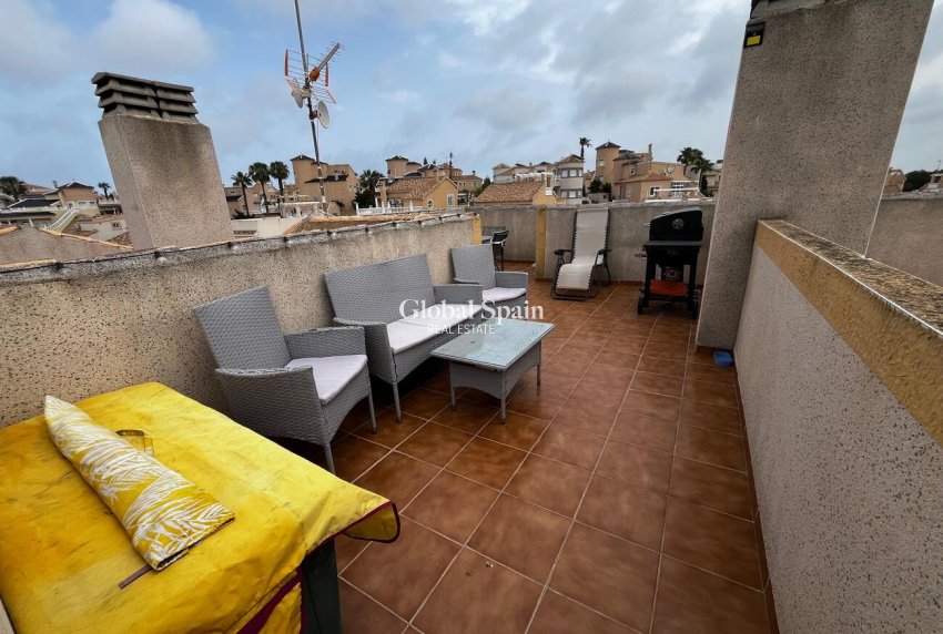 Venta - CASA -
TORREVIEJA - La Florida