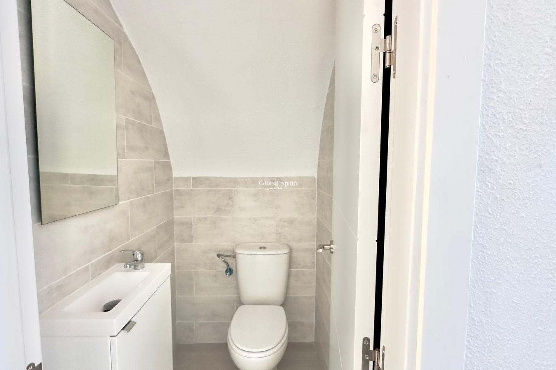 Venta - CASA -
TORREVIEJA - La Mata