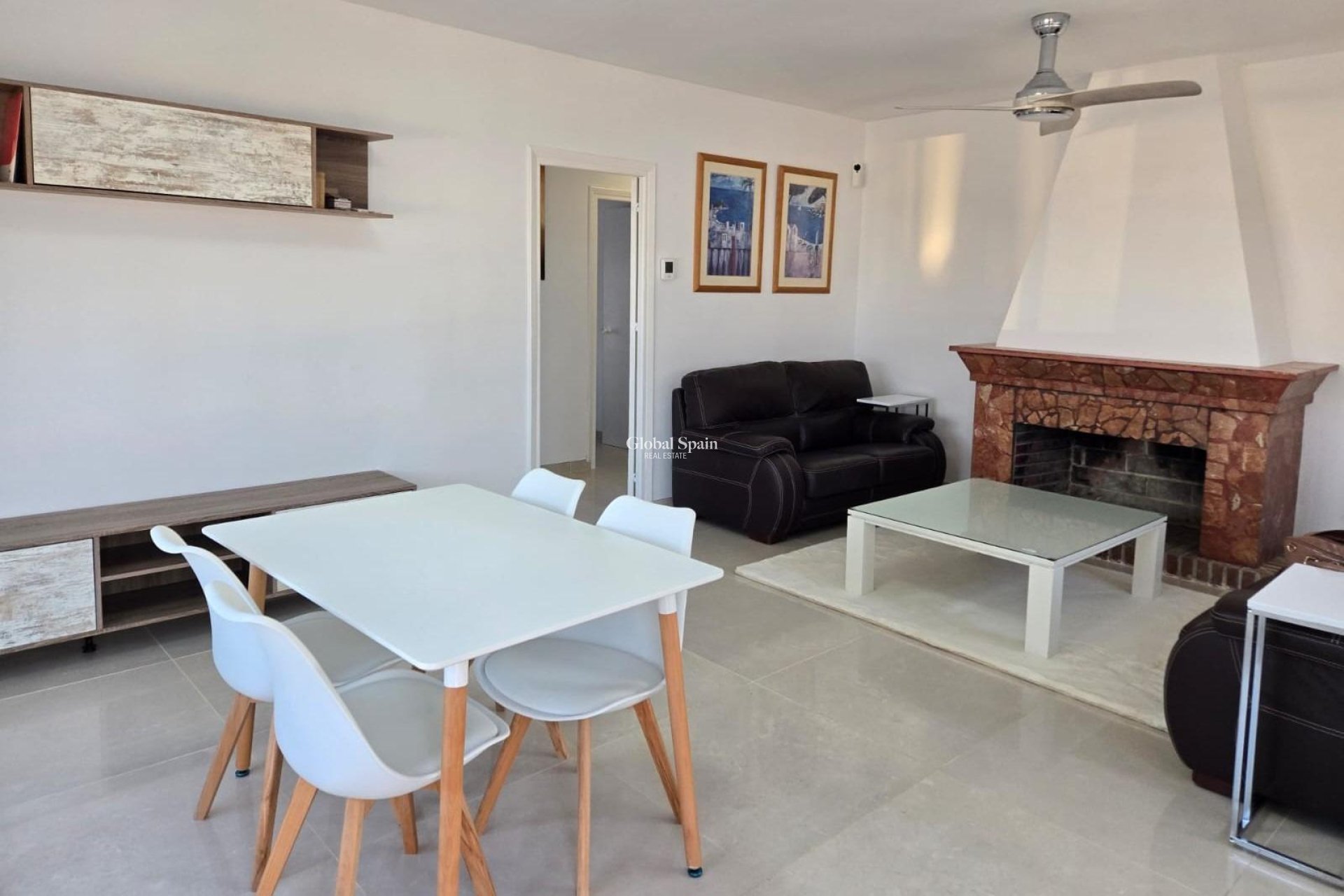 Venta - CASA -
TORREVIEJA - La Mata