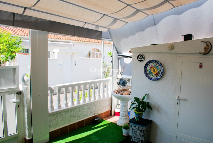 Venta - CASA -
TORREVIEJA - La Siesta - El Salado - Torreta