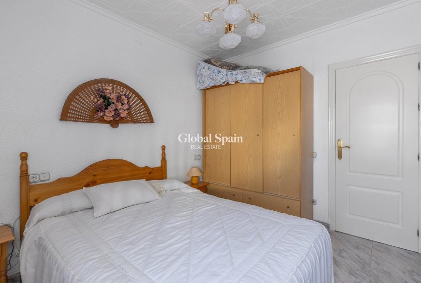 Venta - Casa -
TORREVIEJA - La Siesta - El Salado - Torreta