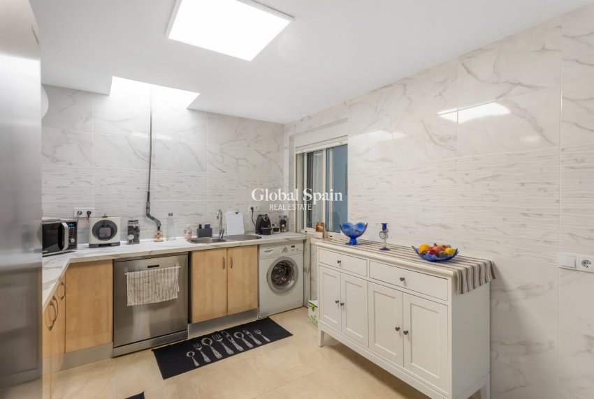 Venta - Casa -
TORREVIEJA - La Siesta - El Salado - Torreta