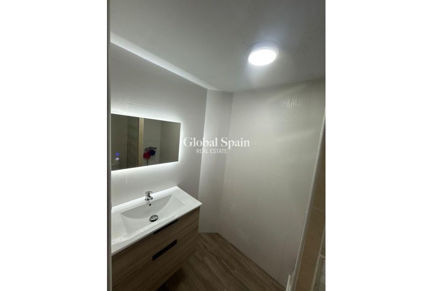 Venta - CASA -
TORREVIEJA - La Siesta - El Salado - Torreta