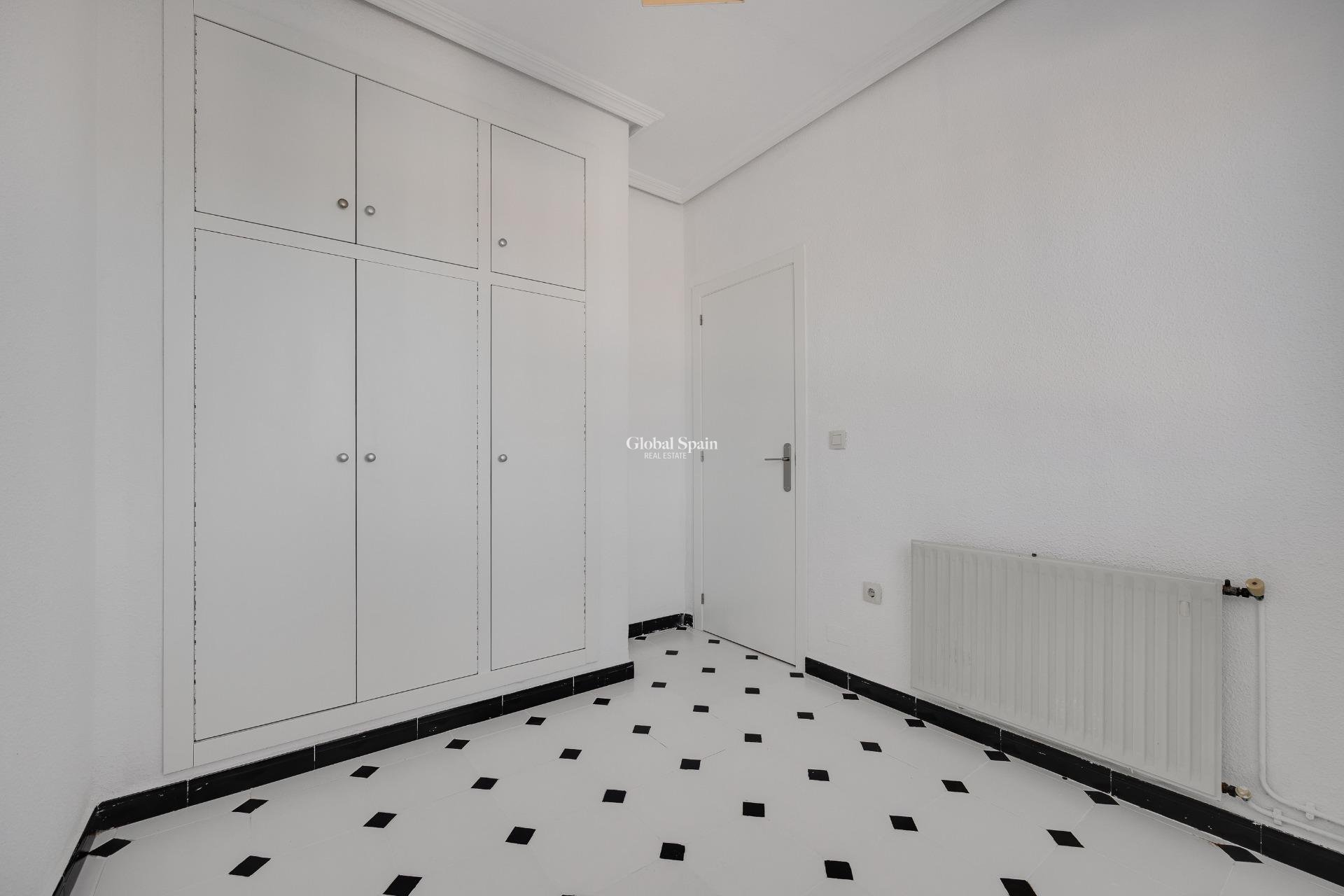 Venta - CASA -
TORREVIEJA - La Siesta - El Salado - Torreta