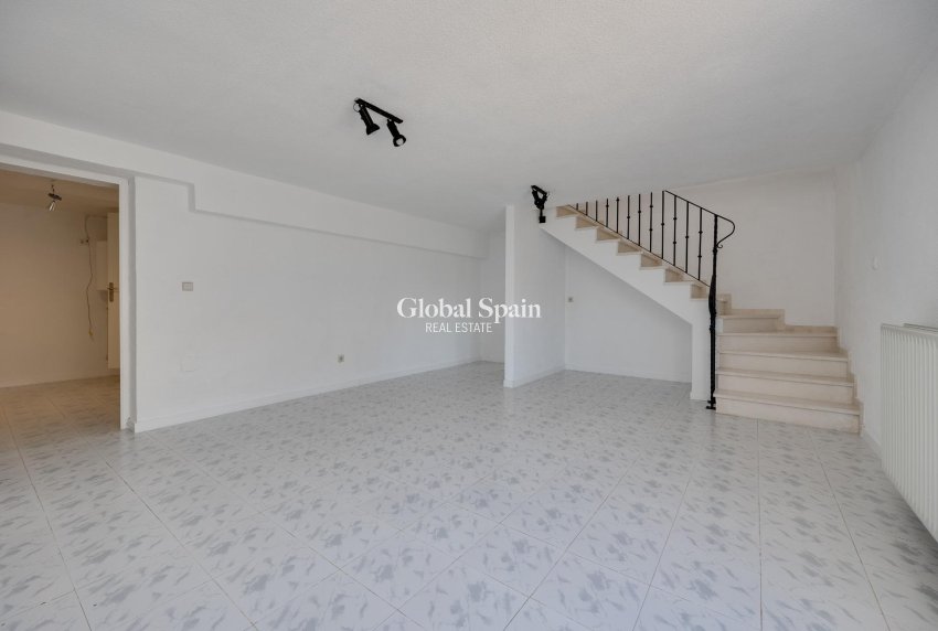 Venta - CASA -
TORREVIEJA - La Siesta - El Salado - Torreta