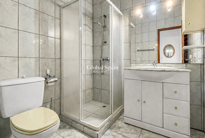 Venta - CASA -
TORREVIEJA - La Siesta - El Salado -  Torreta
