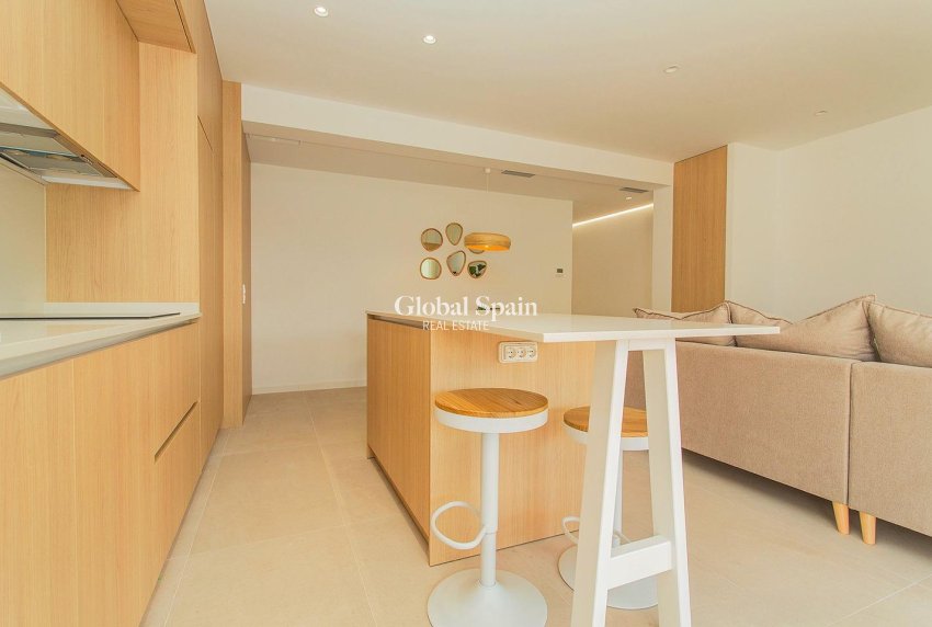 Venta - CASA -
TORREVIEJA - La Siesta