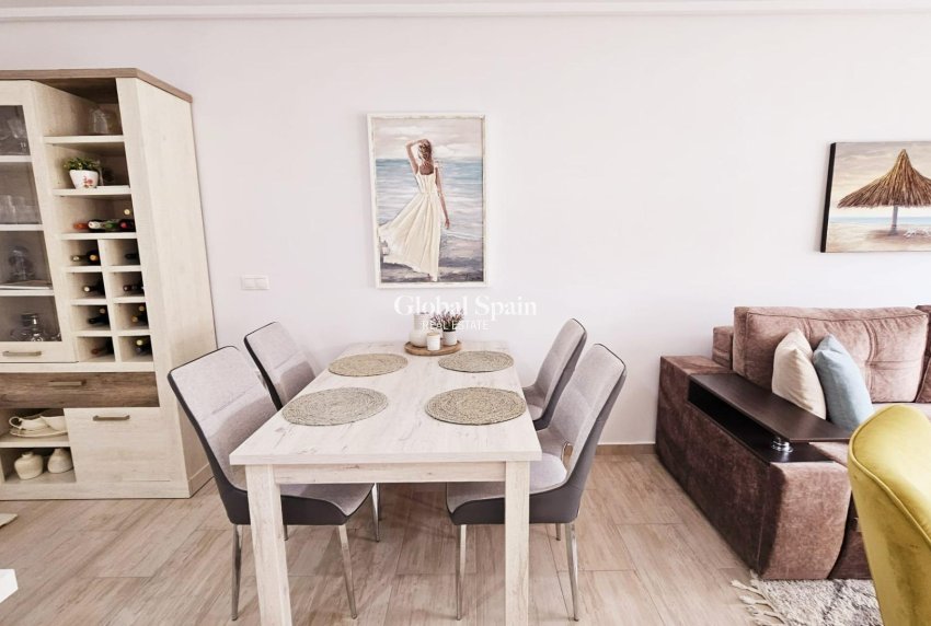 Venta - CASA -
TORREVIEJA - La Siesta