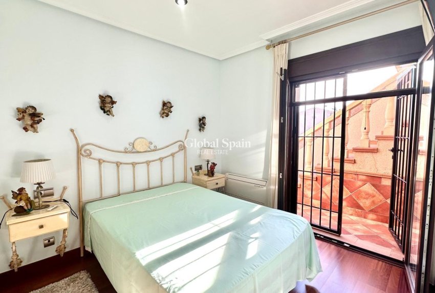Venta - CASA -
TORREVIEJA - La Siesta