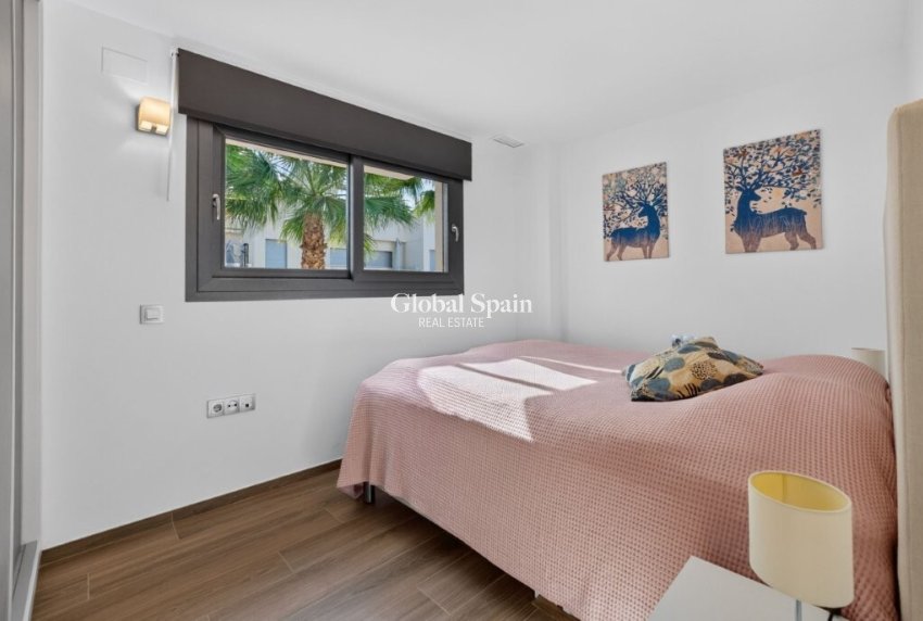 Venta - CASA -
TORREVIEJA - La Veleta