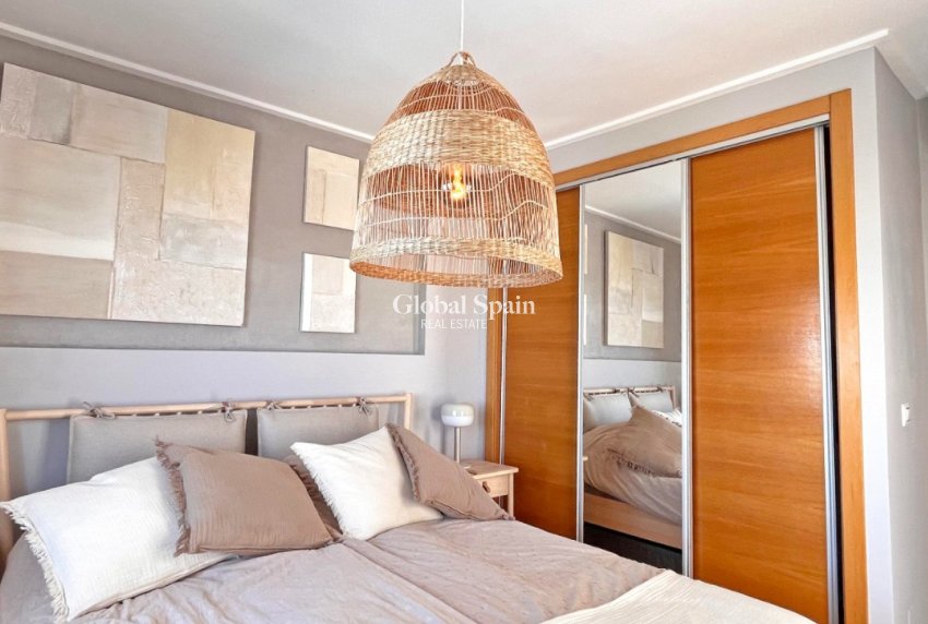 Venta - Casa -
TORREVIEJA - LOS BALCONES - LOS ALTOS