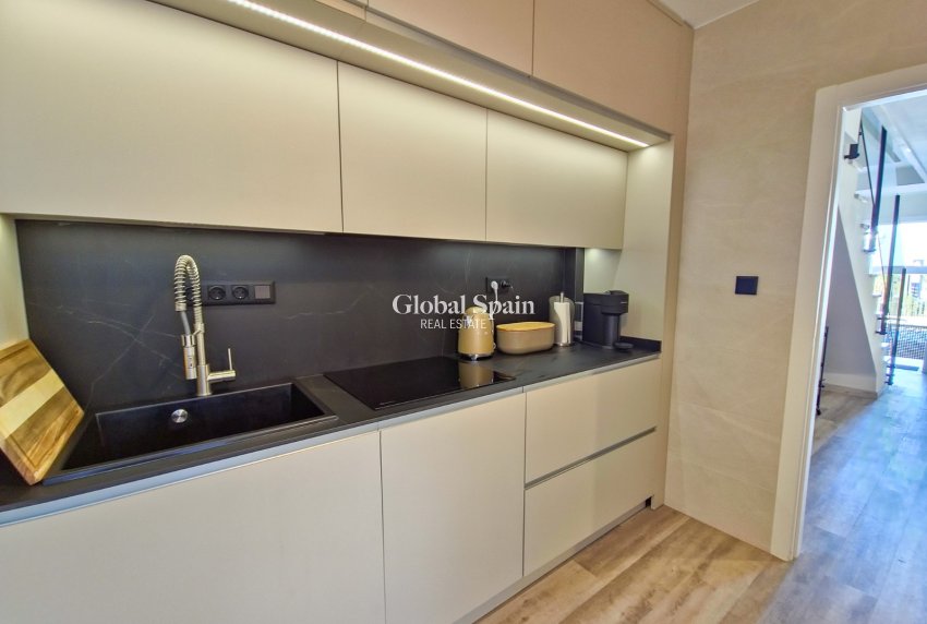 Venta - CASA -
TORREVIEJA - LOS BALCONES - LOS ALTOS