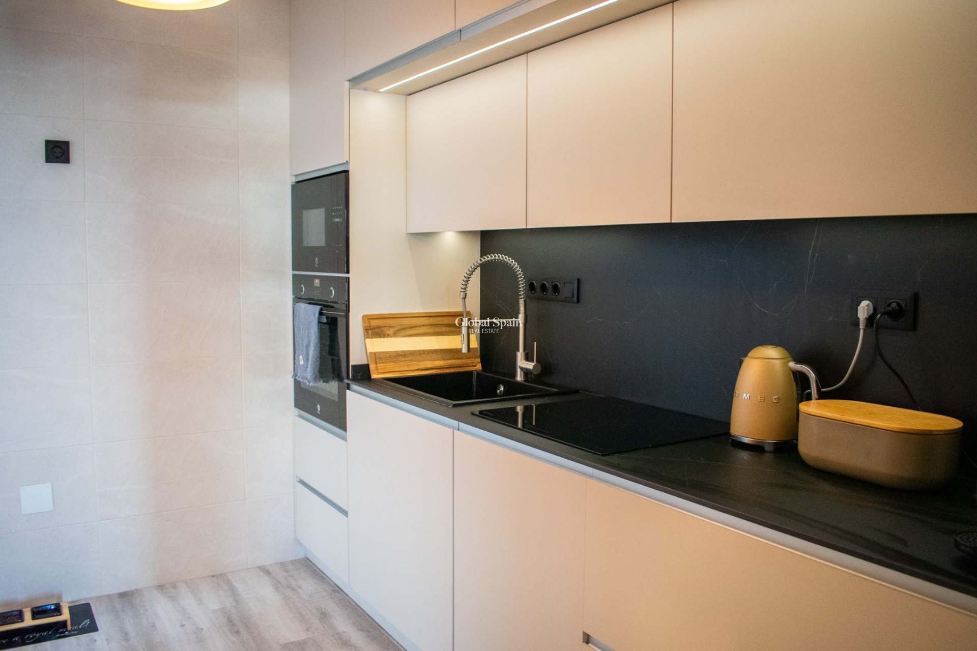 Venta - CASA -
TORREVIEJA - LOS BALCONES - LOS ALTOS