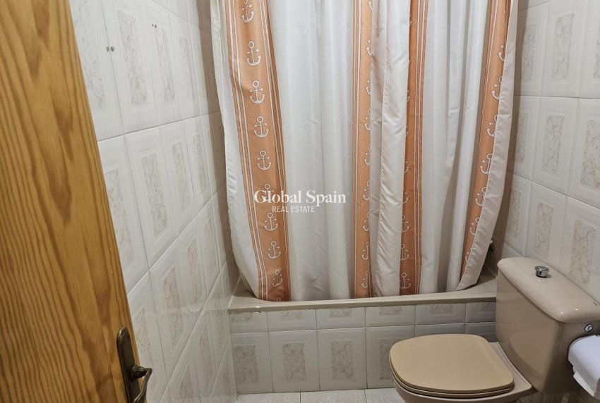 Venta - CASA -
TORREVIEJA - LOS BALCONES - LOS ALTOS