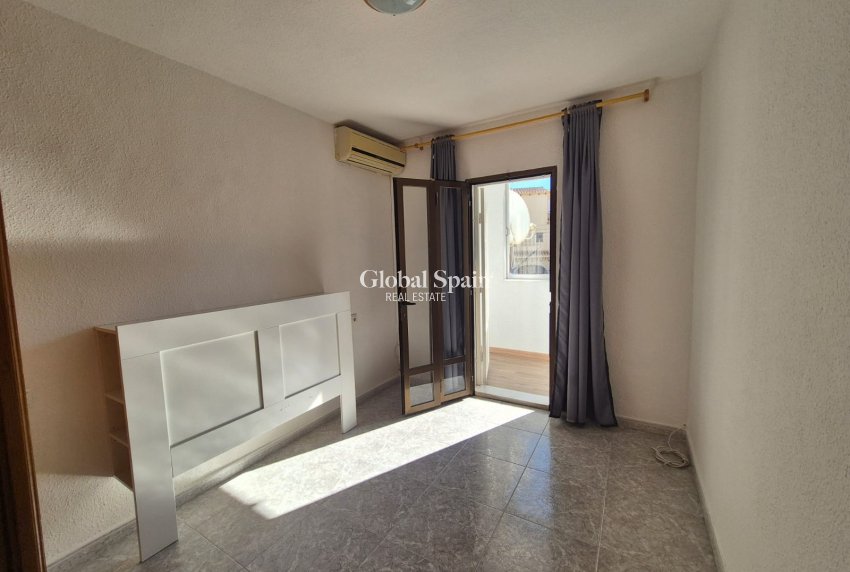 Venta - CASA -
TORREVIEJA - LOS BALCONES - LOS ALTOS