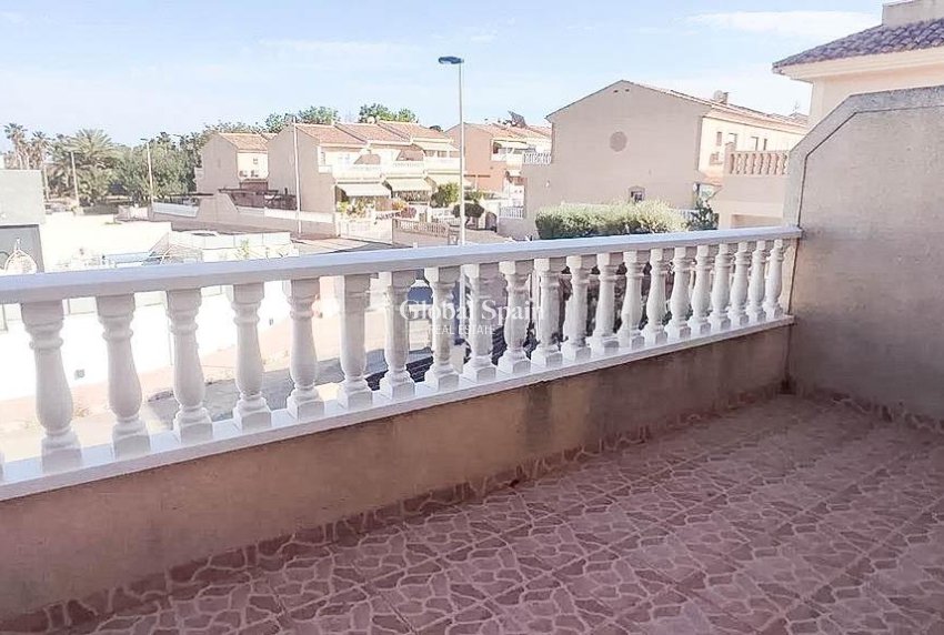 Venta - CASA -
TORREVIEJA - LOS BALCONES - LOS ALTOS
