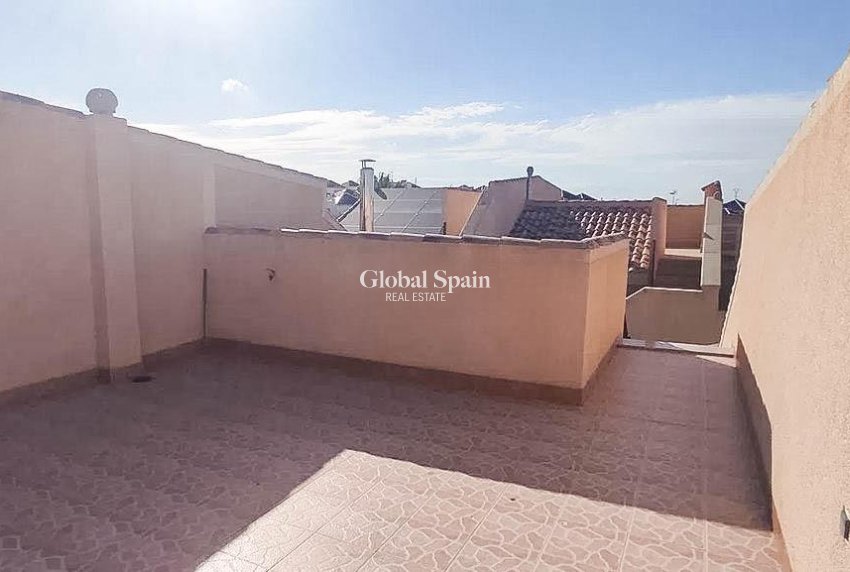 Venta - CASA -
TORREVIEJA - LOS BALCONES - LOS ALTOS