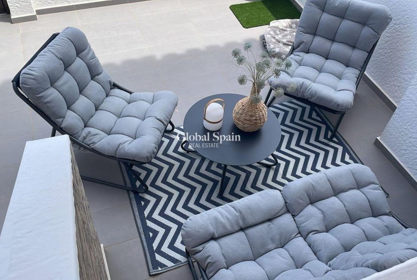 Venta - CASA -
TORREVIEJA - LOS BALCONES - LOS ALTOS