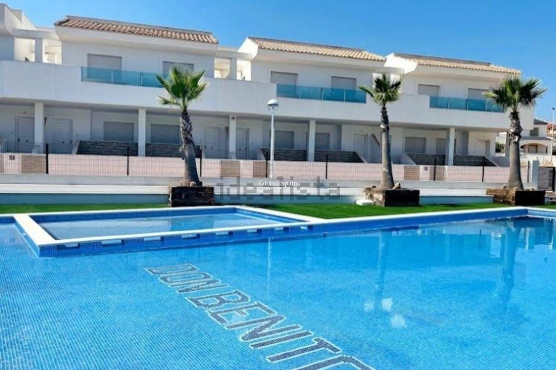 Venta - CASA -
TORREVIEJA - LOS BALCONES - LOS ALTOS