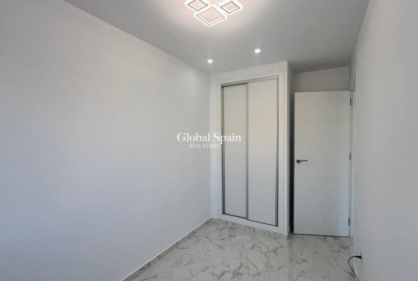 Venta - CASA -
TORREVIEJA - LOS BALCONES - LOS ALTOS