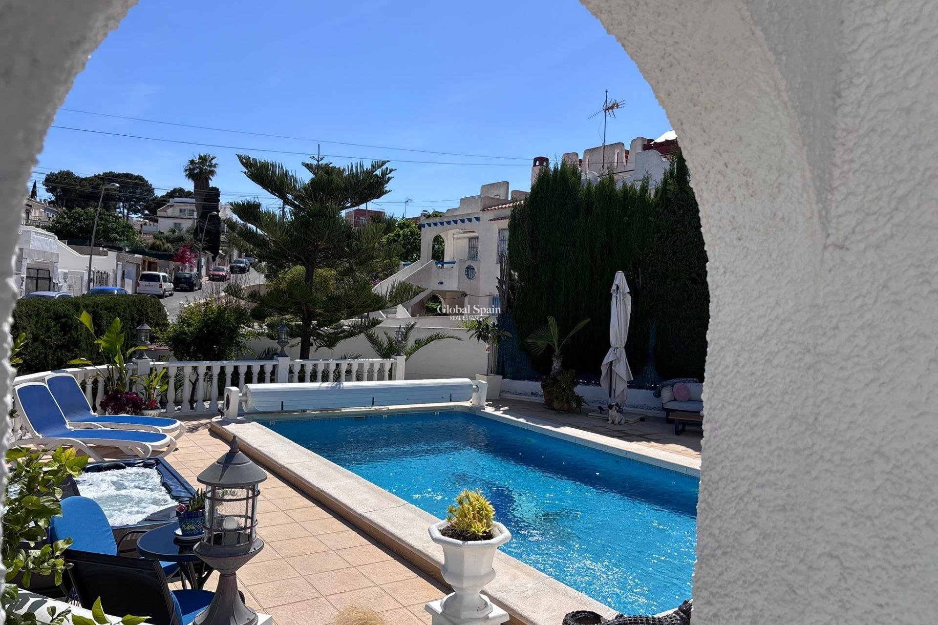 Venta - CASA -
TORREVIEJA - LOS BALCONES - LOS ALTOS