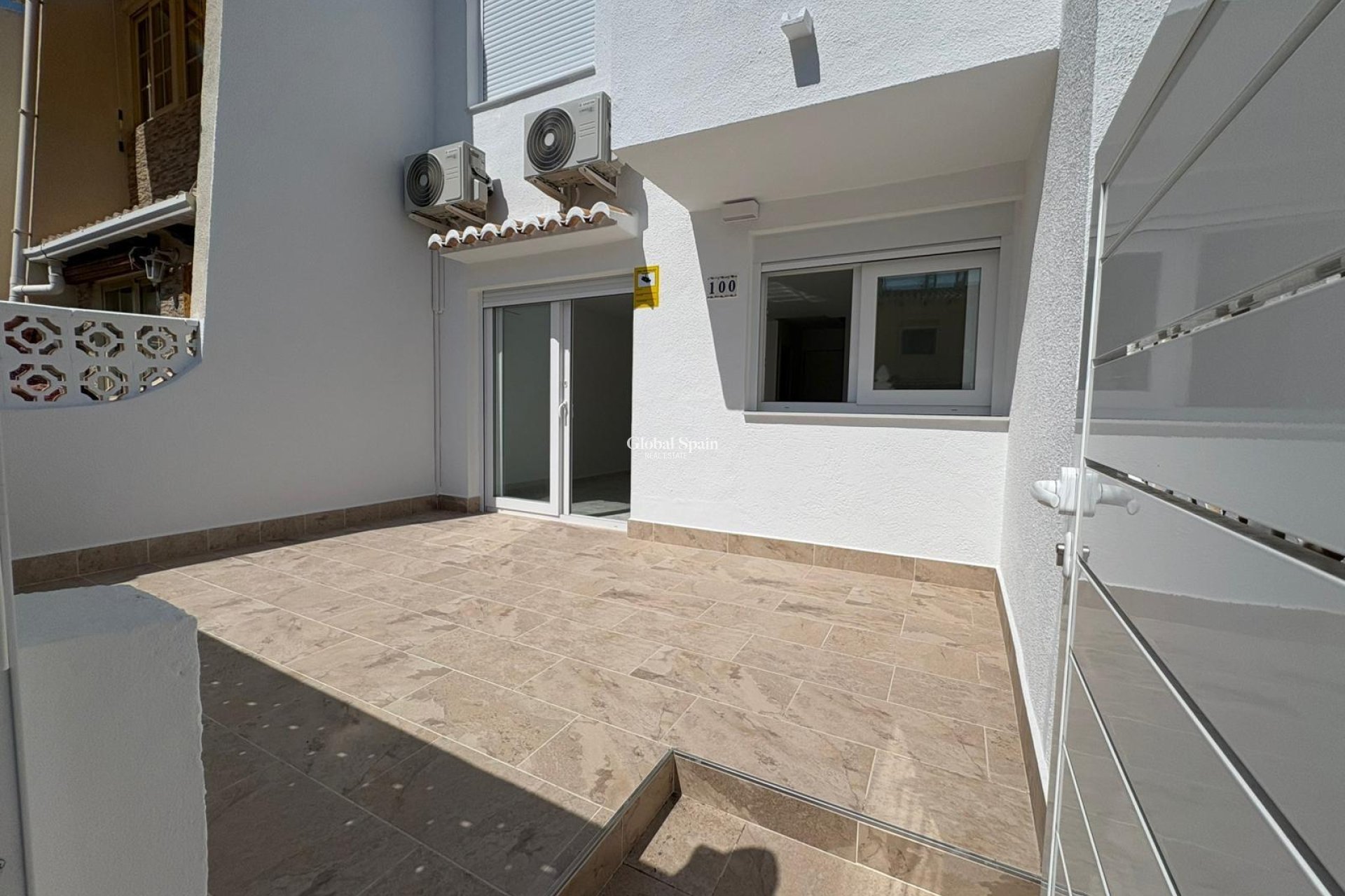 Venta - CASA -
TORREVIEJA - LOS BALCONES - LOS ALTOS