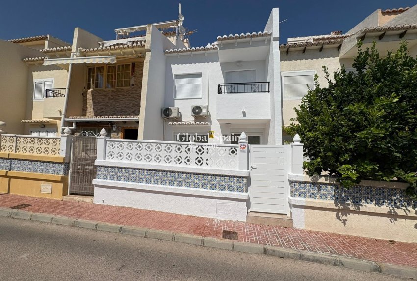 Venta - CASA -
TORREVIEJA - LOS BALCONES - LOS ALTOS
