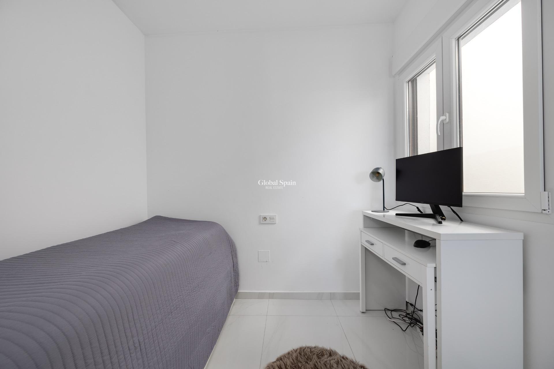 Venta - CASA -
TORREVIEJA - LOS BALCONES - LOS ALTOS