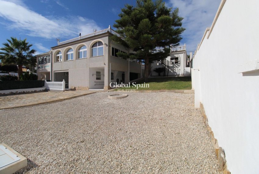 Venta - CASA -
TORREVIEJA - LOS BALCONES - LOS ALTOS