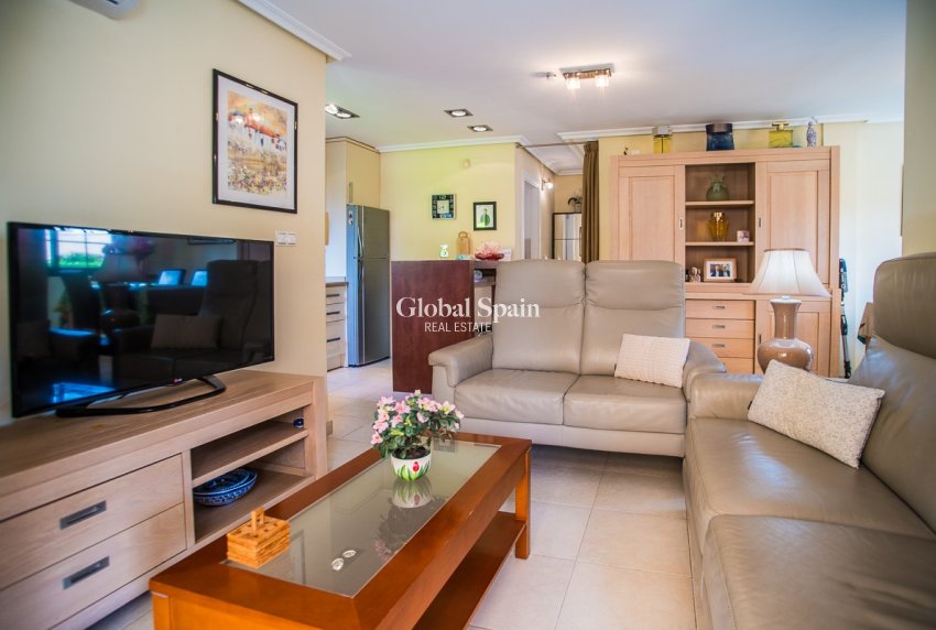 Venta - CASA -
TORREVIEJA - LOS BALCONES - LOS ALTOS