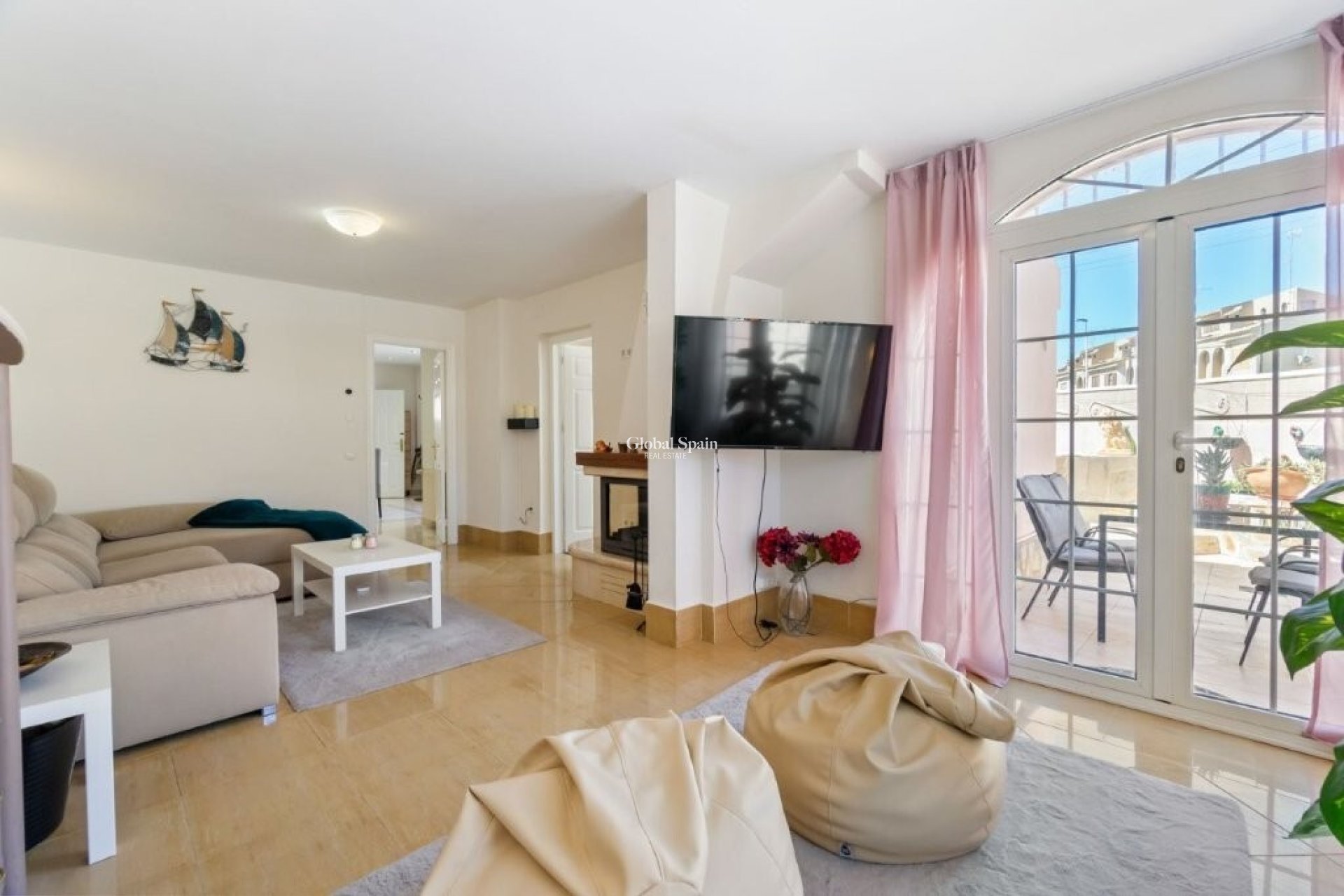 Venta - CASA -
TORREVIEJA - Los Frutales/ La Rosaleda