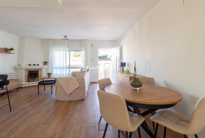 Venta - CASA -
TORREVIEJA - Los Frutales