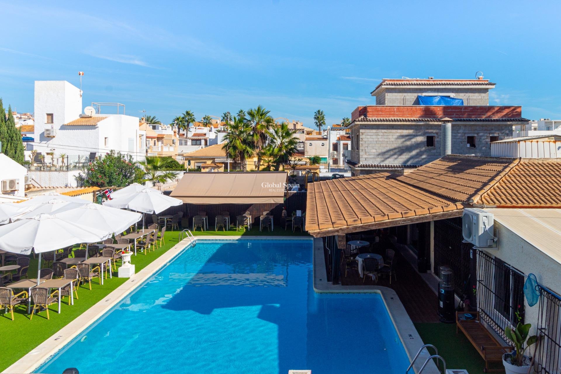 Venta - CASA -
TORREVIEJA - Los Frutales