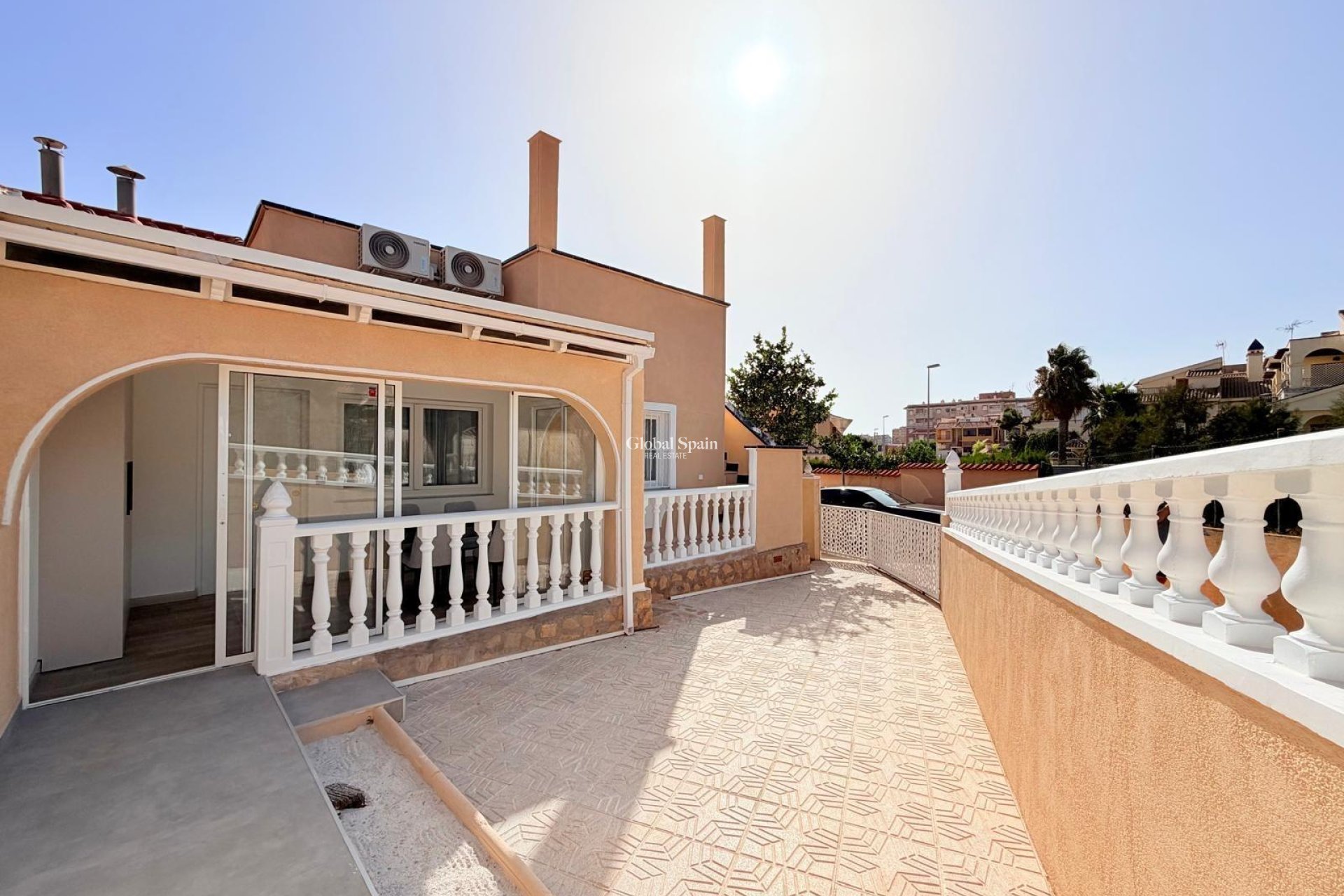Venta - CASA -
TORREVIEJA - Miramar - Torre Del Moro