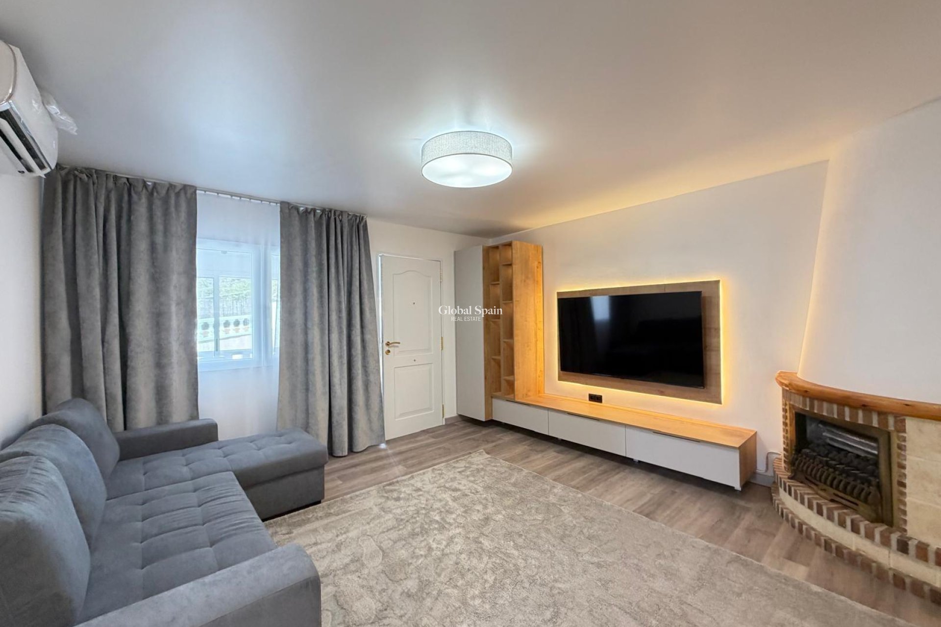 Venta - CASA -
TORREVIEJA - Miramar - Torre Del Moro