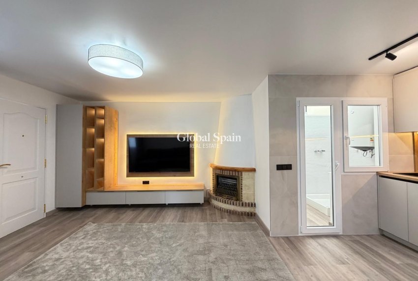 Venta - CASA -
TORREVIEJA - Miramar - Torre Del Moro