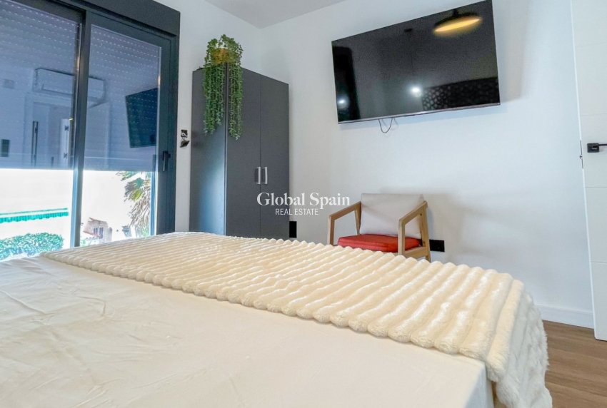 Venta - CASA -
TORREVIEJA - Nueva Torrevieja - Aguas Nuevas