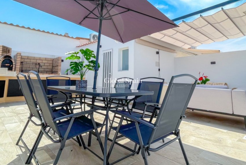 Venta - CASA -
TORREVIEJA - Nueva Torrevieja - Aguas Nuevas