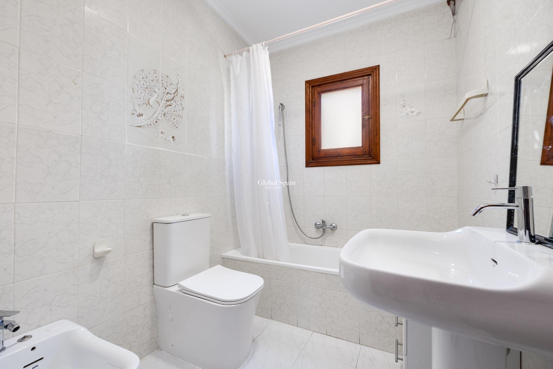 Venta - CASA -
TORREVIEJA - Nueva Torrevieja