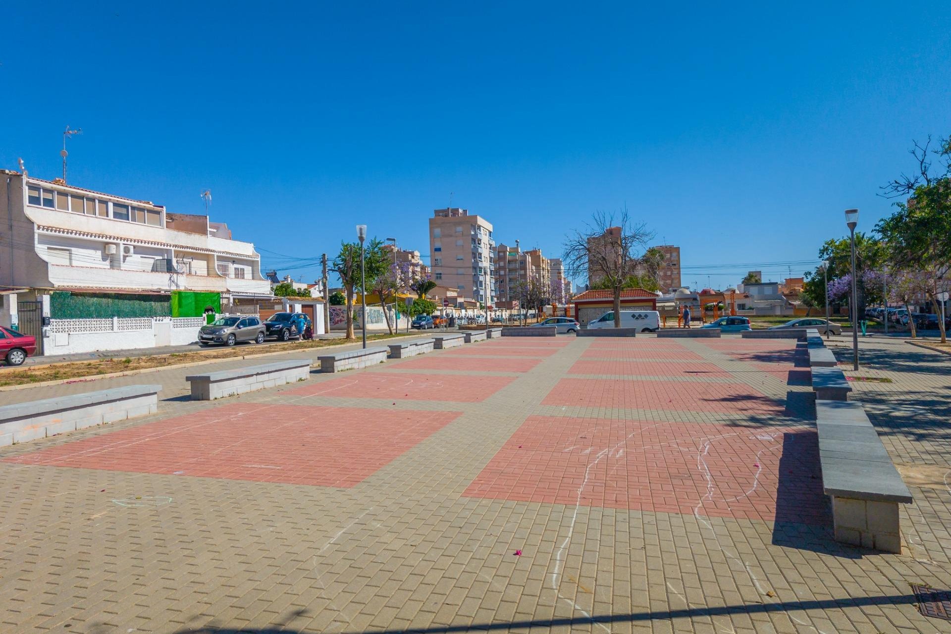 Venta - CASA -
TORREVIEJA - Nueva Torrevieja