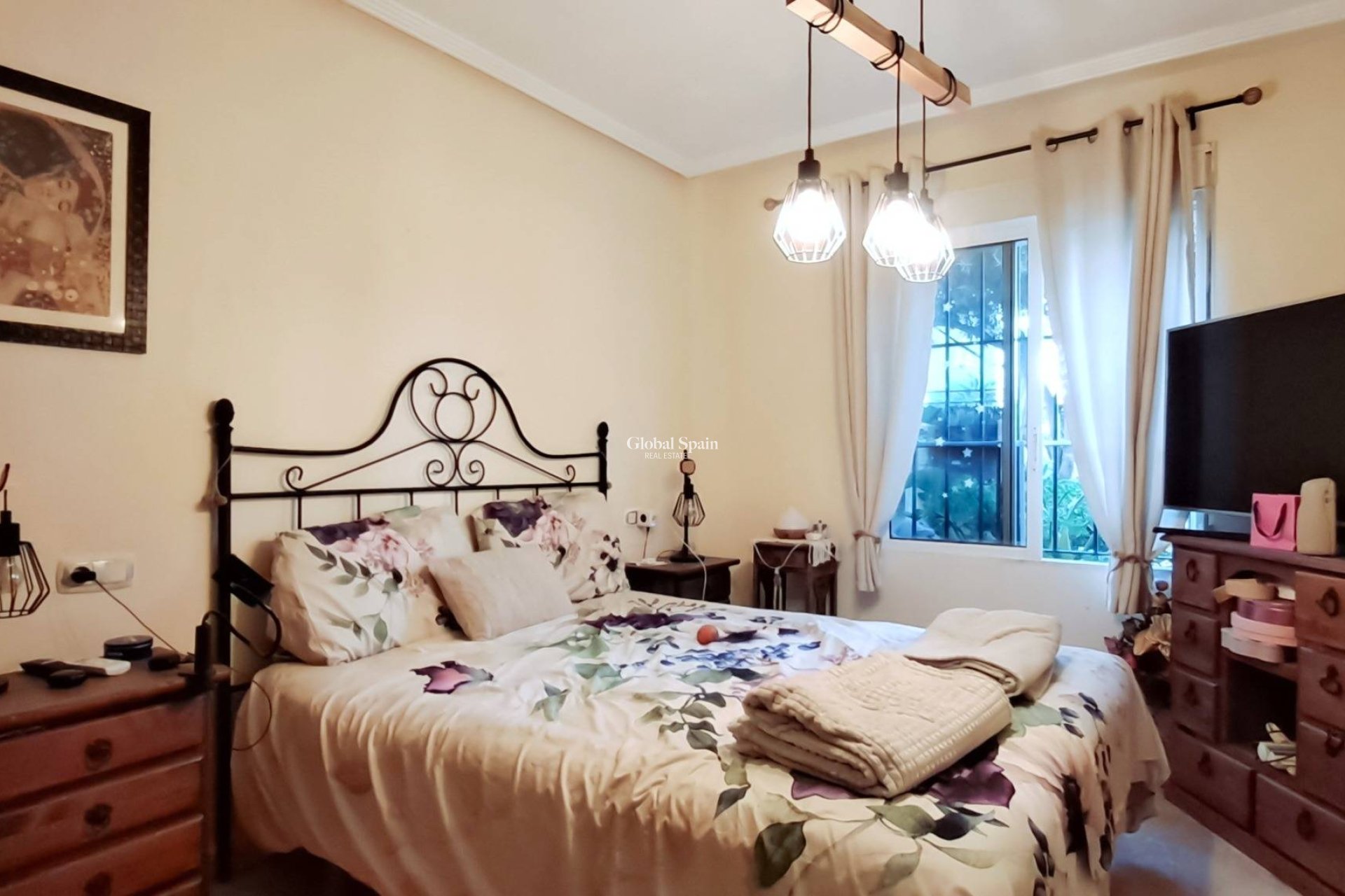 Venta - CASA -
TORREVIEJA - Parque Acuático - Sector 25