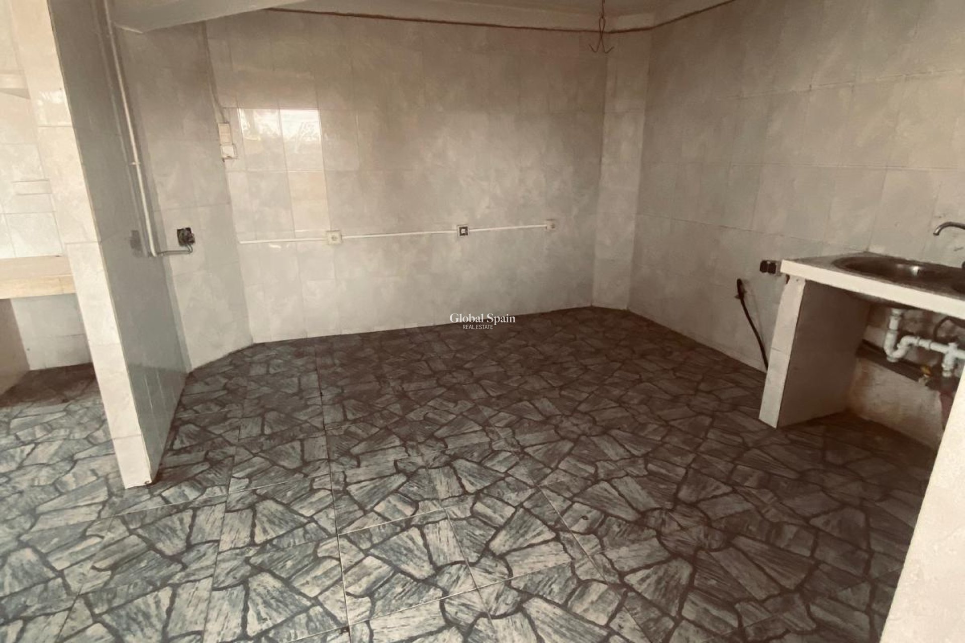 Venta - CASA -
TORREVIEJA - Parque Acuático - Sector 25