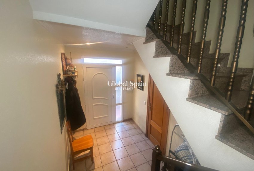 Venta - Casa -
TORREVIEJA - Playa de los Locos