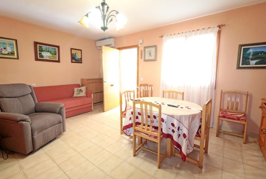 Venta - CASA -
TORREVIEJA - Playa De Los Náufragos