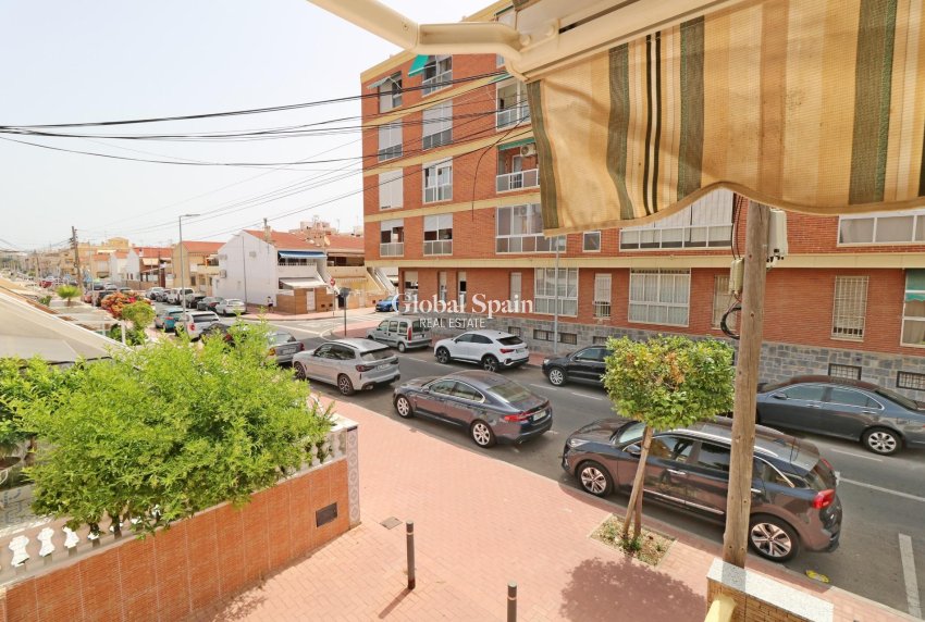 Venta - CASA -
TORREVIEJA - Playa De Los Náufragos